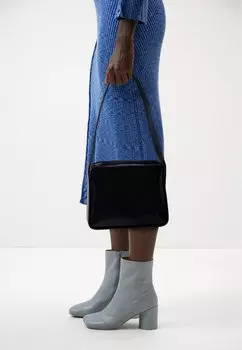 Сумочка BLOCK SQUARE SHOULDERBAG Calvin Klein Jeans, черный