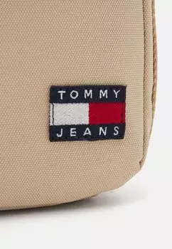 Сумочка Daily Shoulder Bag Tommy Hilfiger, нежное золото