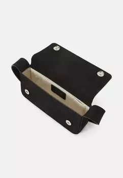 Сумочка Ikon K Medium Flap Suede KARL LAGERFELD, черная