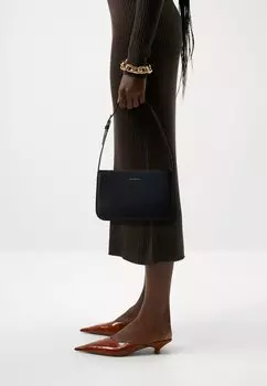 Сумочка IKONIK PERFORATED KARL LAGERFELD, черный