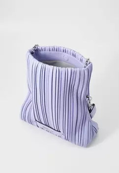 Сумочка K/KUSHION FOLDED TOTE KARL LAGERFELD, сиреневый