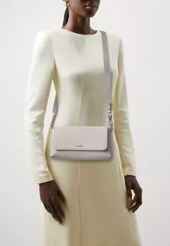 Сумочка Must Shoulder Bag Calvin Klein, песчано-галечный