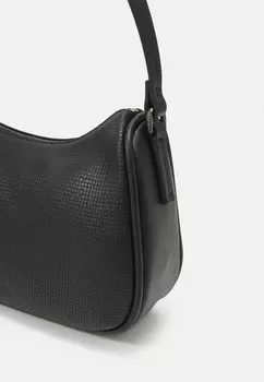 Сумочка Refine Calvin Klein, черная