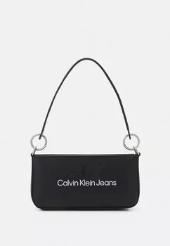 Сумочка Sculpted Shoulder Pouch Mono Calvin Klein, модная черная
