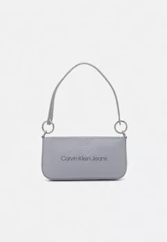 Сумочка Sculpted Shoulder Pouch Mono Calvin Klein, светло-синий