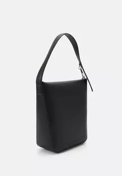 Сумочка SOFT SCULPT BUCKET BAG Calvin Klein, черный