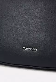 Сумочка SOFT SCULPT SHOULDER BAG Calvin Klein, черный