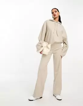 Супермягкие широкие джоггеры теплого кремового цвета ASOS DESIGN