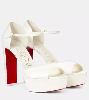 Свадебные сандалии Sandaloo 130 на платформе из креп-сатина Christian Louboutin, белый