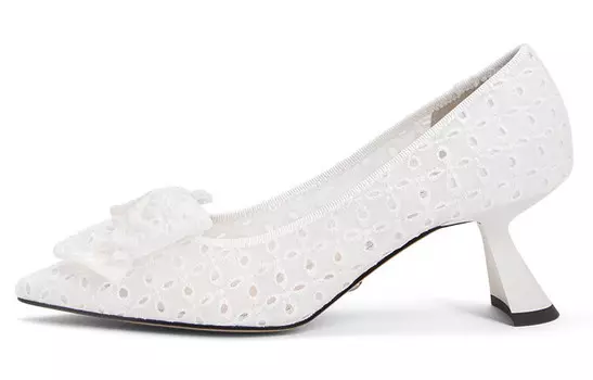 Свадебные туфли на высоком каблуке женские белые Charles&Keith