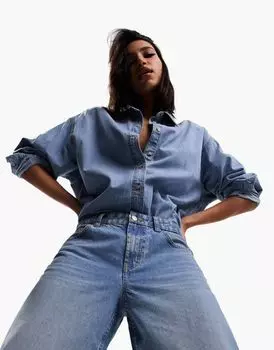 Светлая джинсовая рубашка минималистичного дизайна ASOS DESIGN