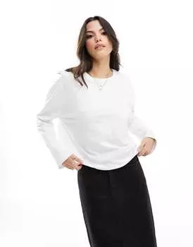 Светлая футболка с длинными рукавами и нагрудным карманом ASOS