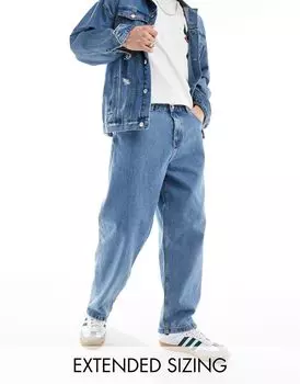 Светло-голубые джинсы бочонка ASOS DESIGN