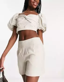 Светло-коричневые шорты из смесового льна Vero Moda со складками спереди