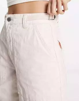 Светло-розовые брюки карго оверсайз прямого кроя с карманами и карманами Pull&Bear