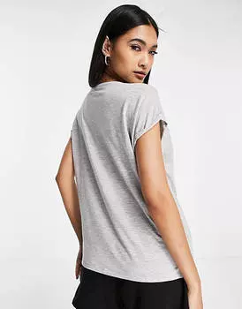 Светло-серая футболка с овальным вырезом Vero Moda Aware