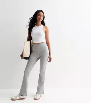 Светло-серые джоггеры с расклешенной юбкой New Look, бледно-серый