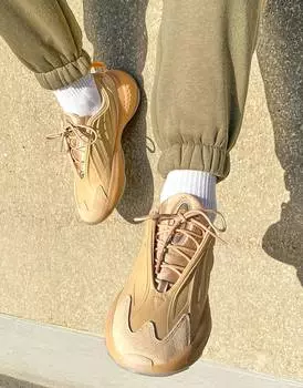 Светло-телесные кроссовки adidas Originals Ozrah