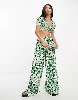 Светло-зеленый пляжный укороченный топ с геометрическим принтом River Island