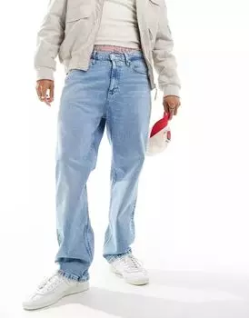 Светлые джинсы Tommy Jeans с эффектом потертости
