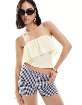 Светлый топ-бандо с оборками ASOS DESIGN