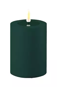 Светодиодная свеча Deluxe Homeart 7,5 х 10 см, зеленый