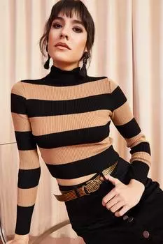 Свитер - Бежевый - Приталенный крой Olalook, бежевый