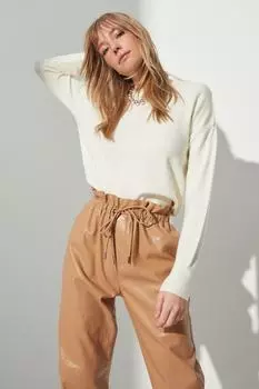 Свитер - Ecru - Классический крой Trendyol, экрю