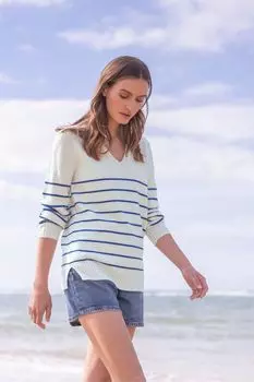 Свитер из мериносовой шерсти с v-образным вырезом Celtic & Co., синий