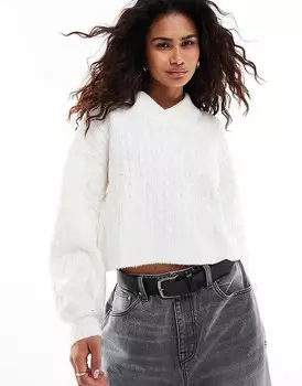 Свитер косой вязки COLLUSION цвета экрю с V-образным вырезом