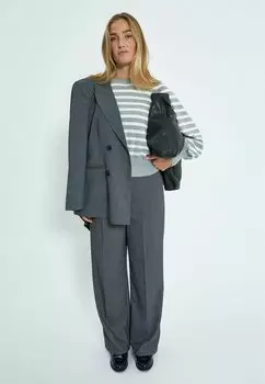 Свитер LIVA Minus, светло-серый