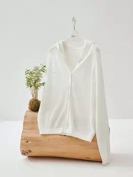 Свитер Mai Meng с капюшоном, белый