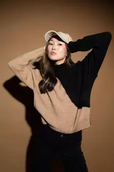 Свитер обычного кроя с круглым вырезом DeFacto, черный