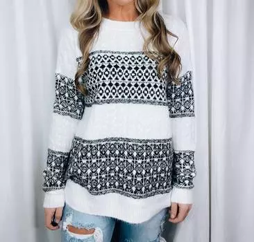 Свитер «Прогулка по городу» цвета слоновой кости/черного цвета STACCATO