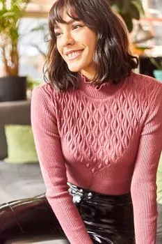 Свитер - Розовый - Приталенный Olalook, розовый