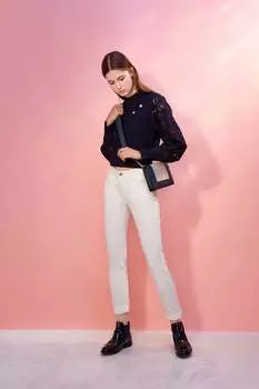 Свитер с кружевной отделкой Lily Apparel, синий