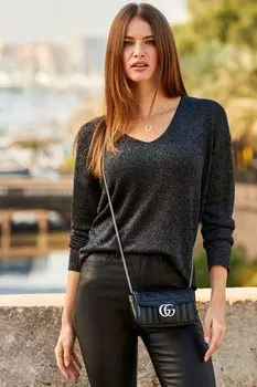 Свитер с V-образным вырезом металлик Sosandar, черный