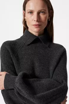 Свитер с воротником и рукавами буфами & Other Stories, черный