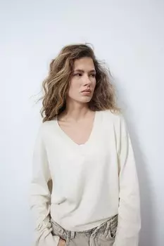 Свитер тонкой вязки с v образным вырезом H&M, бежевый