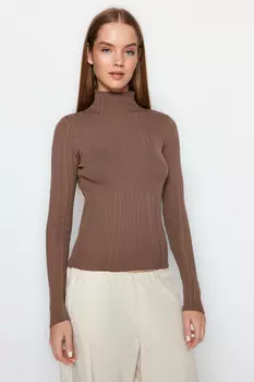 Свитер Trendyol с высоким воротником, коричневый
