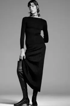 Свитер в ребристую трикотажную платье ZARA, черный