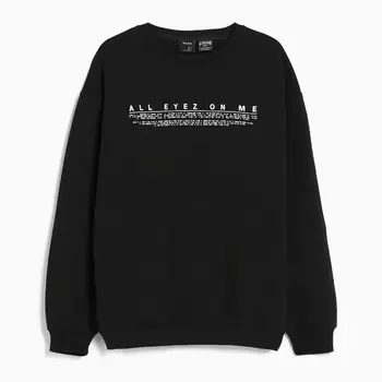 Свитшот Bershka Tupac Round Neck, черный