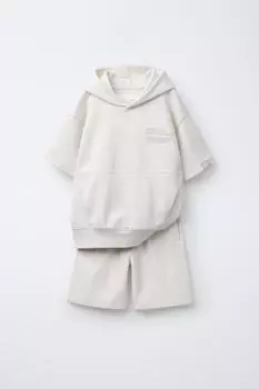 Свитшот с замком и шорты-бермуды в сочетании ZARA, экрю