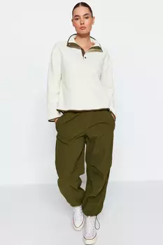 Свитшот Trendyol флисовый с воротником-стойкой, бежевый