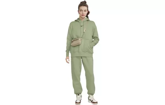 Свитшот женский зеленый Nike