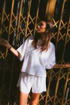 Свободная льняная рубашка с короткими рукавами Vero Moda, белый