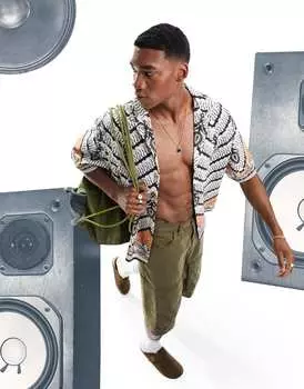 Свободная льняная рубашка свободного кроя с принтом с каймой ASOS DESIGN