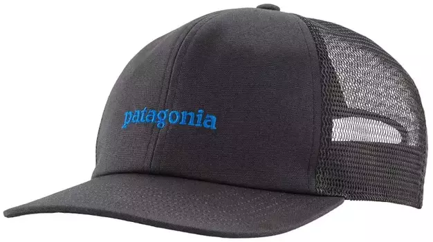 Свободная шляпа дальнобойщика Patagonia, цвет Text Logo/Ink Black
