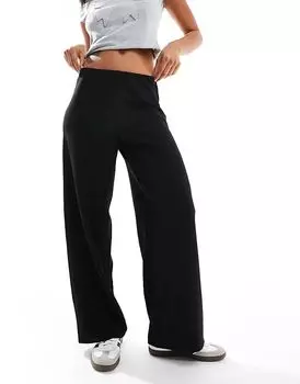 Свободные брюки черного цвета Vero Moda