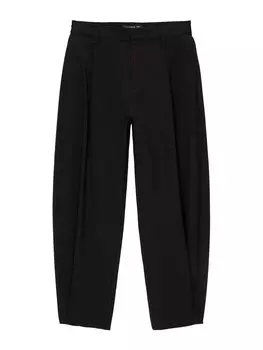 Свободные брюки со складками спереди Pull&Bear, черный